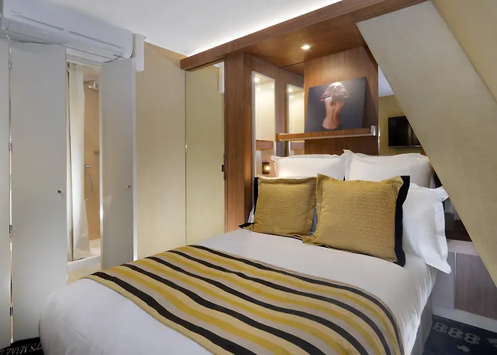 Hotel le 18 Paris